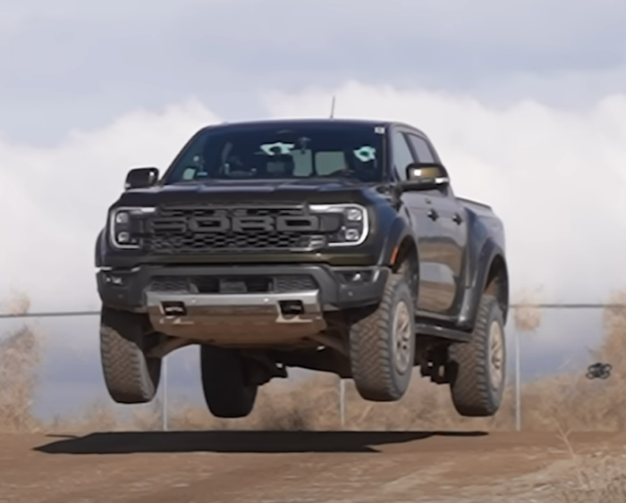 Ford Ranger Raptor 18 inches off the ground